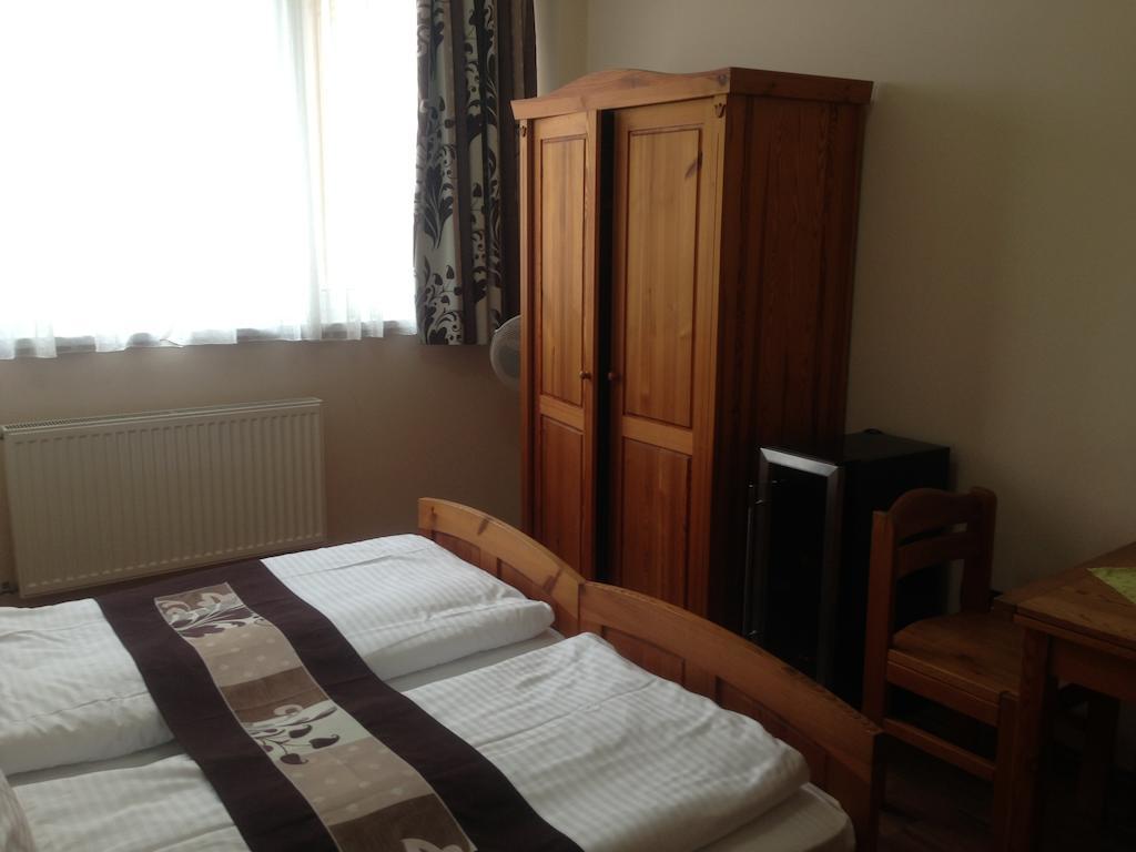 Vasvirag Hotel Celldömölk Chambre photo