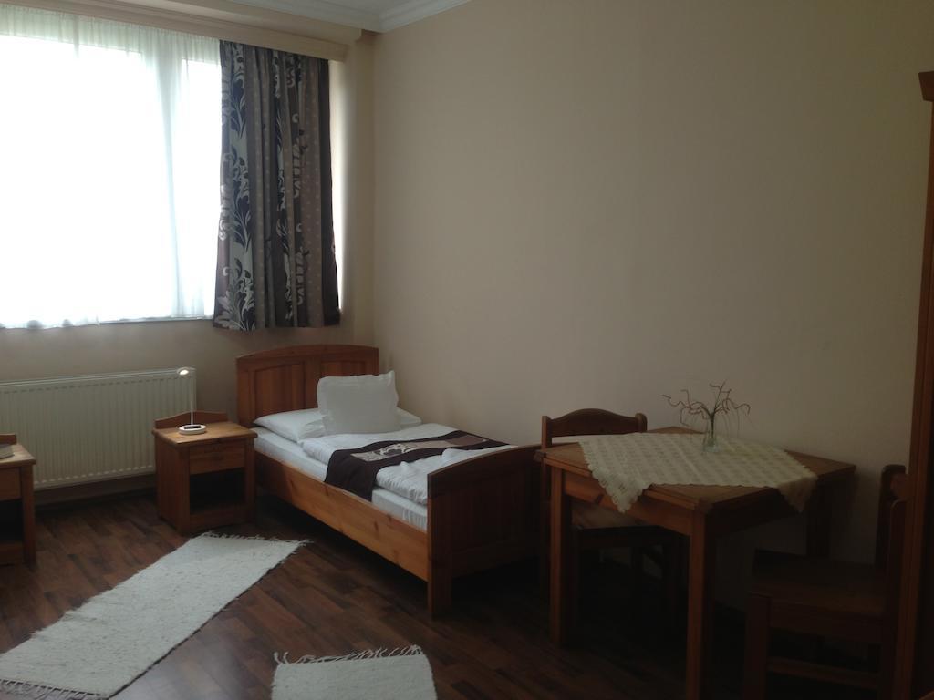 Vasvirag Hotel Celldömölk Chambre photo
