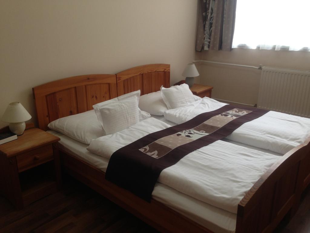 Vasvirag Hotel Celldömölk Chambre photo